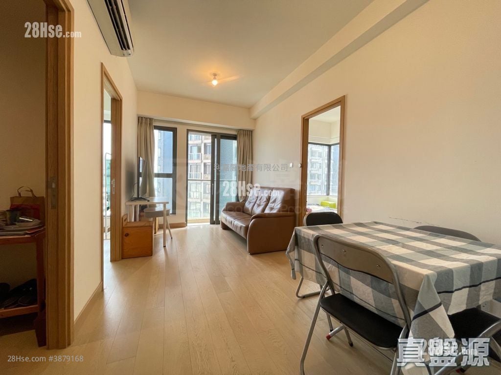 Victoria Skye Sell 2 Bedrooms 504 ft²