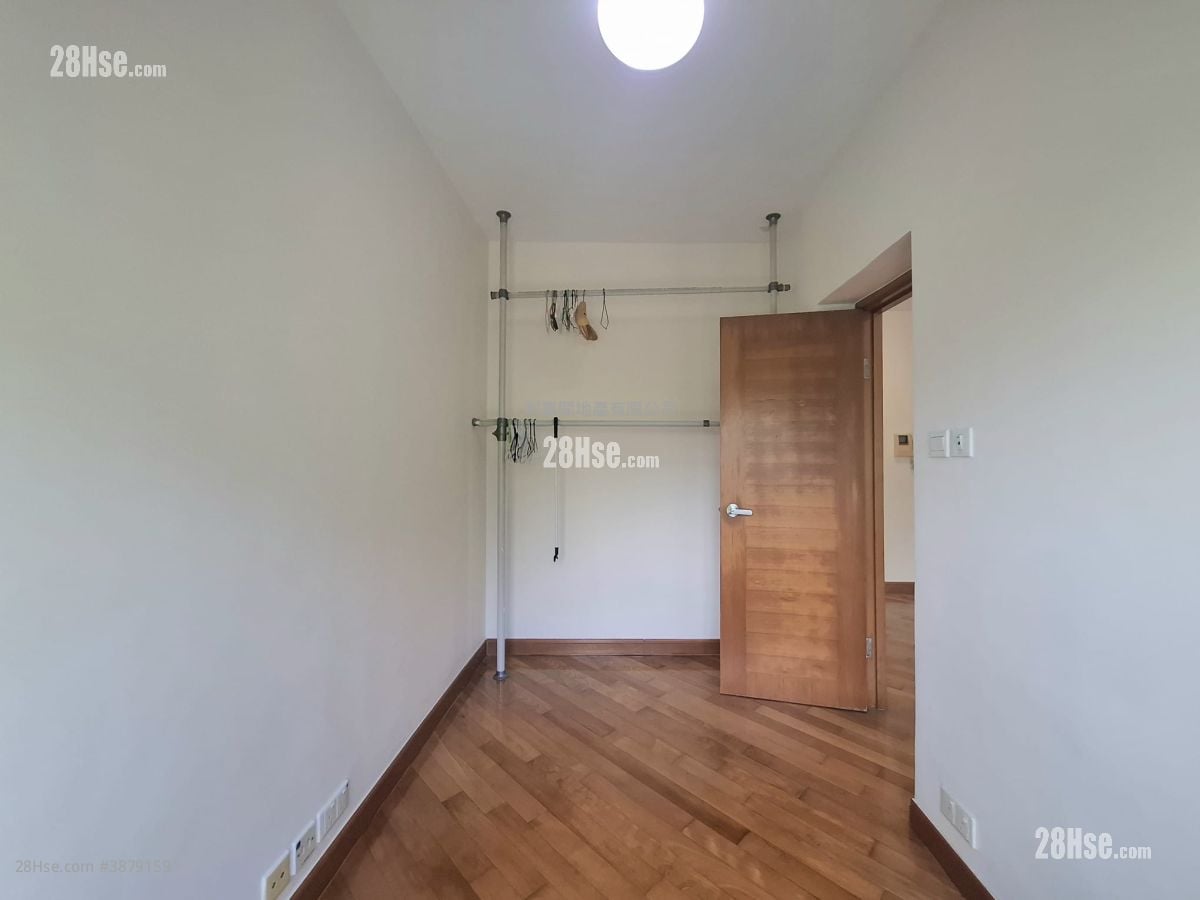 Coastal Skyline Rental 485 ft²