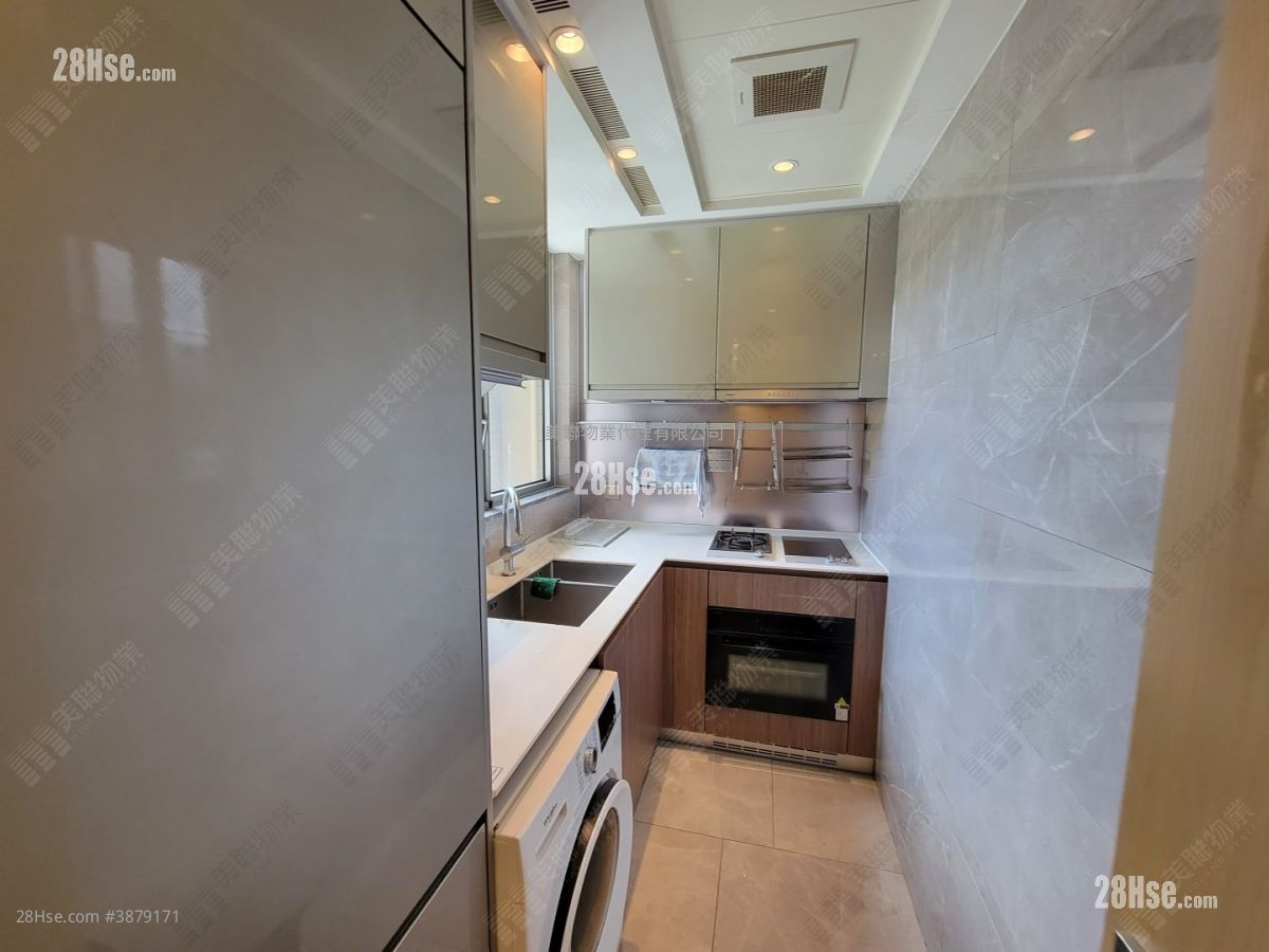 Mayfair By The Sea 8 Sell 3 Bedrooms , 2 Bathrooms 677 ft²