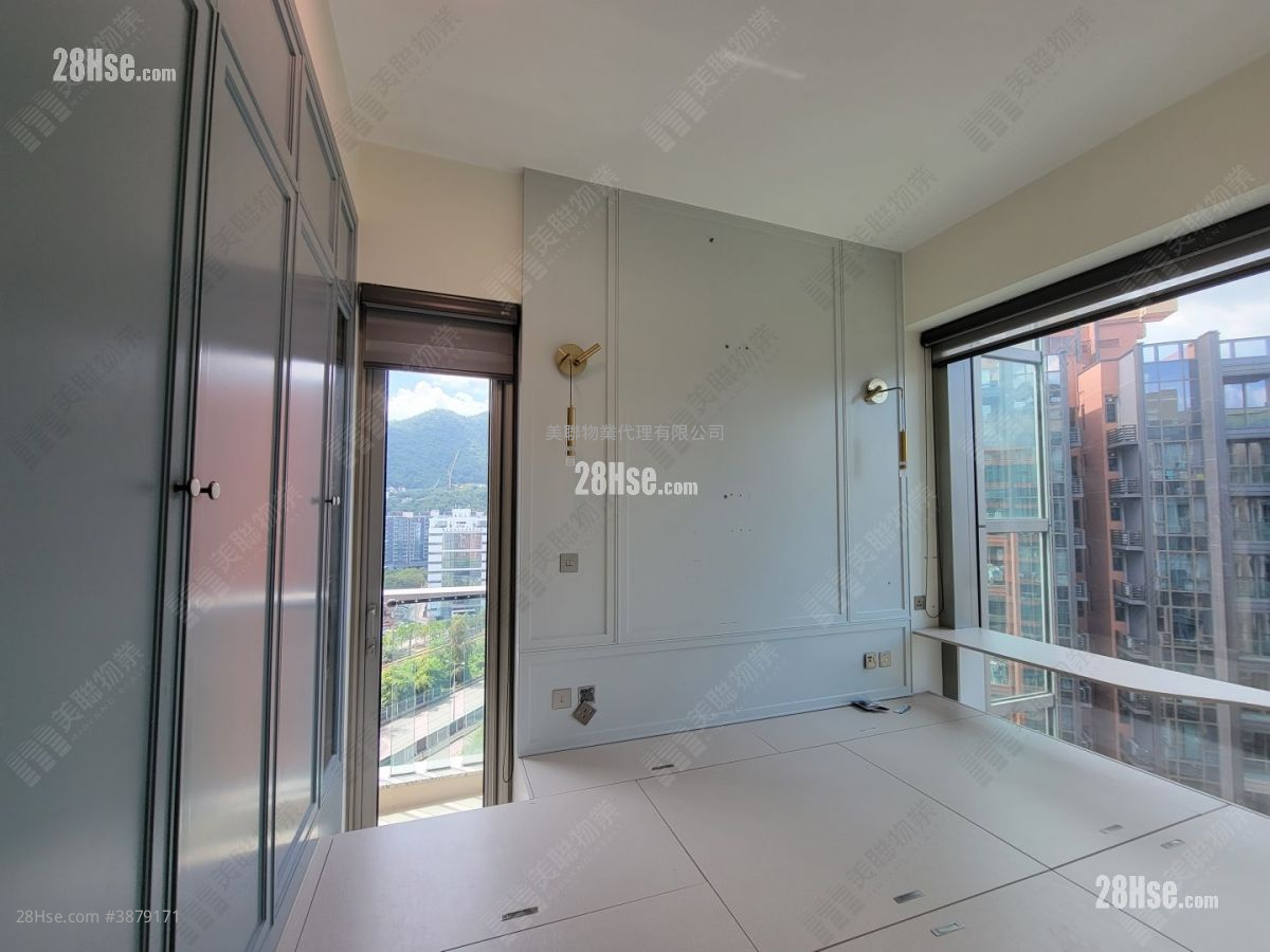 Mayfair By The Sea 8 Sell 3 Bedrooms , 2 Bathrooms 677 ft²