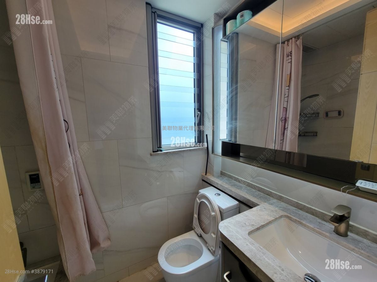 Mayfair By The Sea 8 Sell 3 Bedrooms , 2 Bathrooms 677 ft²