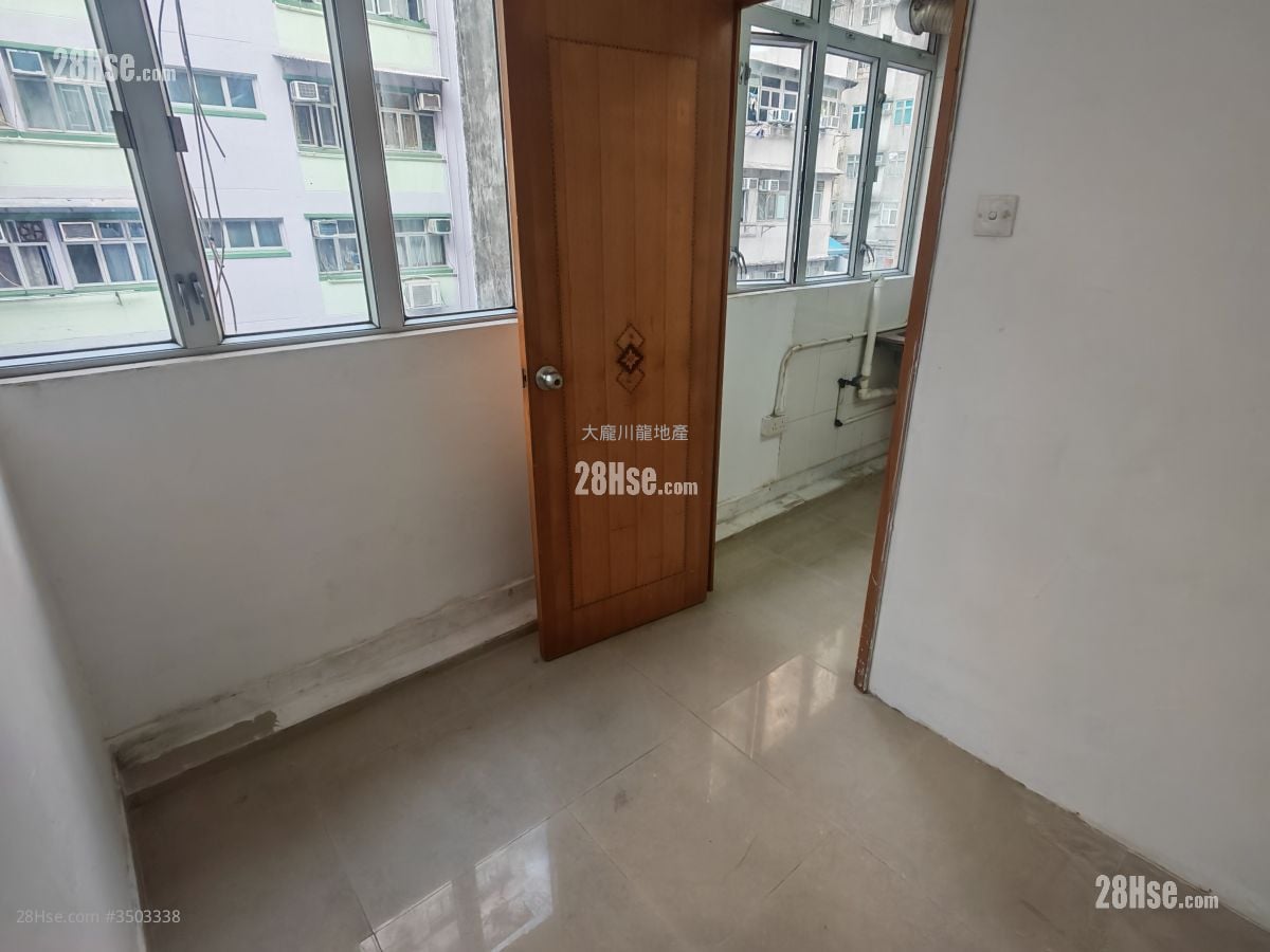 Chinese Mansion Rental 1 Bedroom , 1 Bathroom 160 ft²