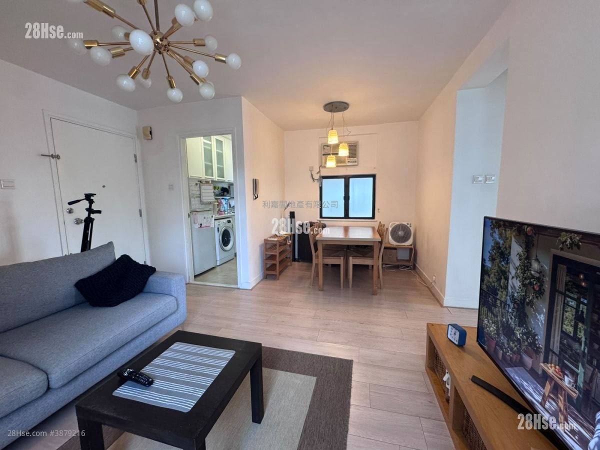 Heng Fa Chuen Sell 2 Bedrooms , 1 Bathroom 499 ft²