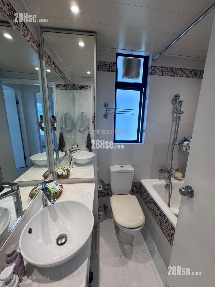 Heng Fa Chuen Sell 2 Bedrooms , 1 Bathroom 499 ft²
