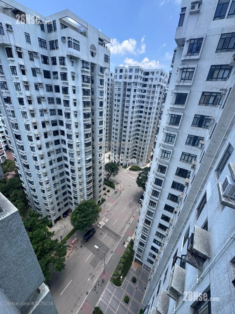 Heng Fa Chuen Sell 2 Bedrooms , 1 Bathroom 499 ft²