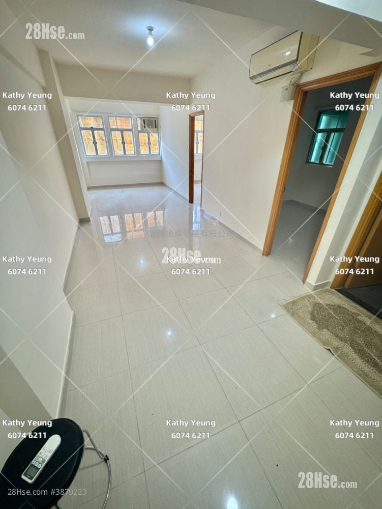 Man Wah Building Rental 3 Bedrooms , 1 Bathroom 710 ft²