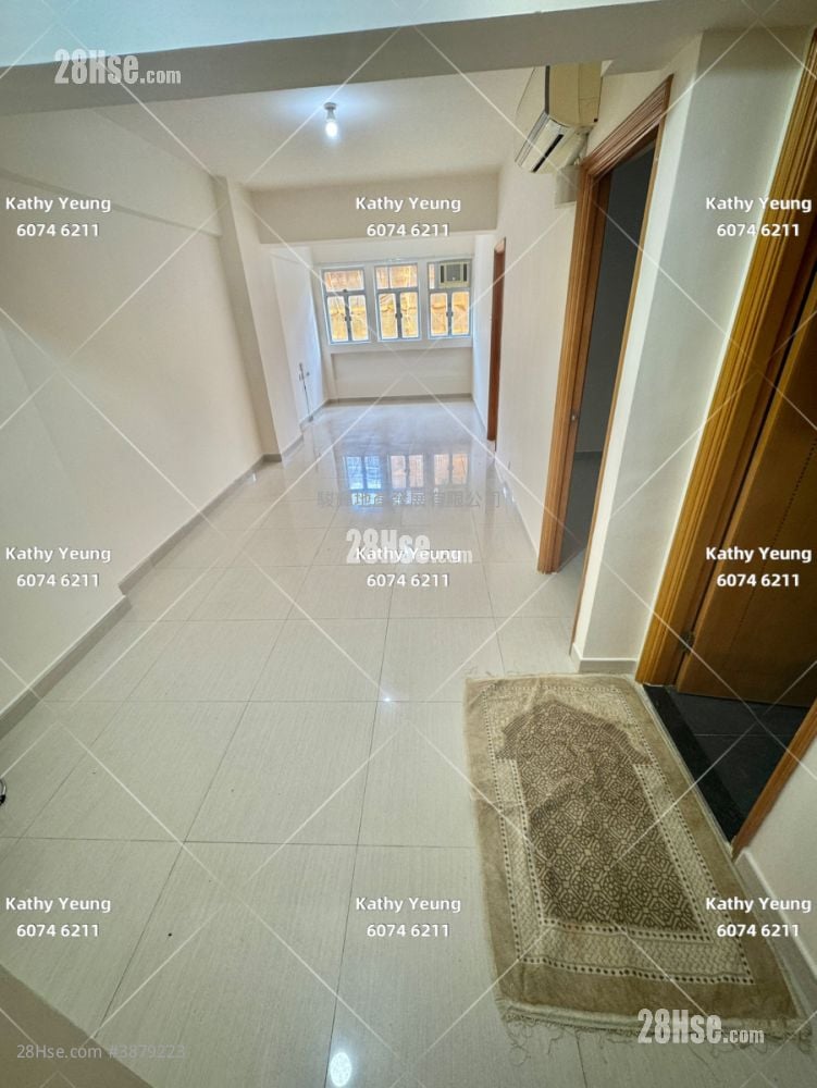 Man Wah Building Rental 3 Bedrooms , 1 Bathroom 710 ft²