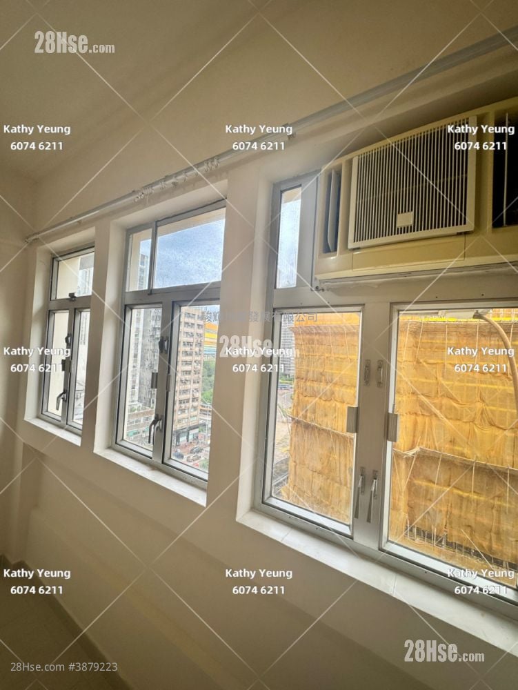 Man Wah Building Rental 3 Bedrooms , 1 Bathroom 710 ft²