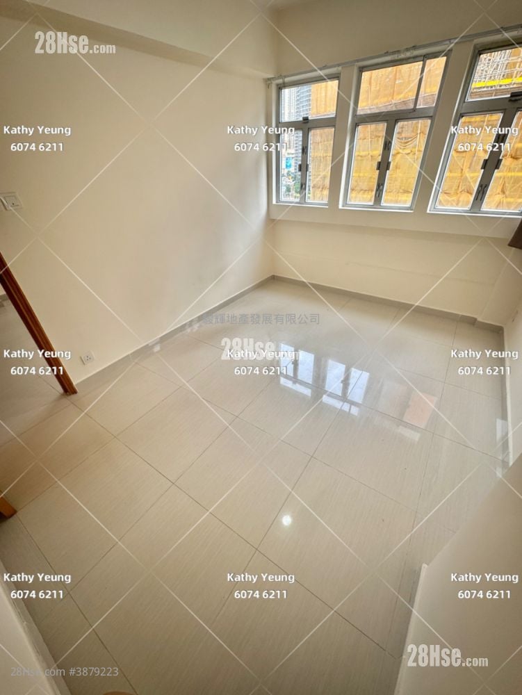 Man Wah Building Rental 3 Bedrooms , 1 Bathroom 710 ft²