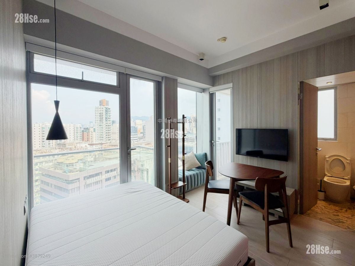 Parkes Residence Rental Studio , 1 Bathroom 248 ft²