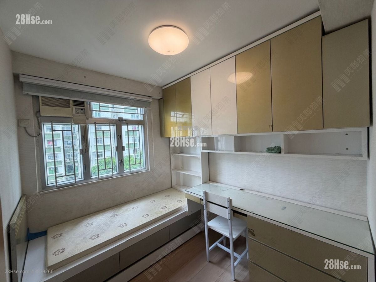 Nan Fung Sun Chuen Rental 3 Bedrooms , 1 Bathroom 570 ft²