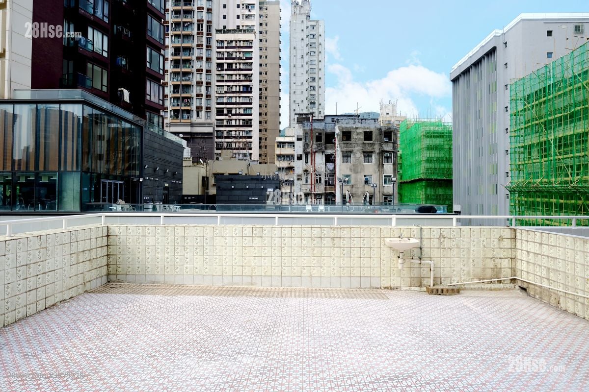 其它: Flat roof