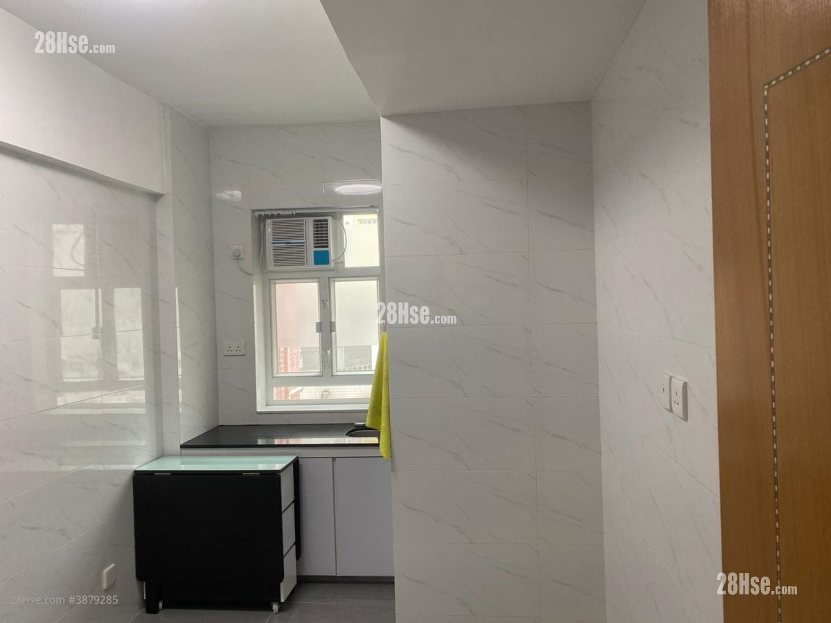 Wang Wah Mansion Rental 110 ft²