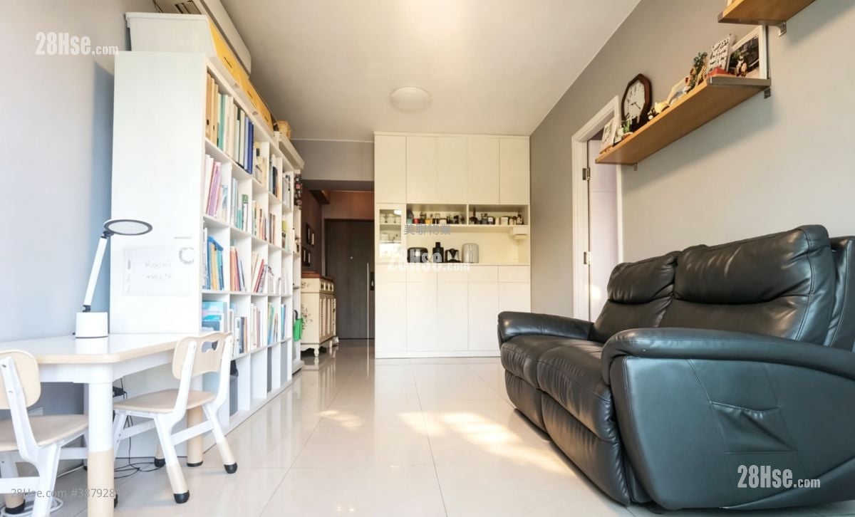 Festival City Sell 3 Bedrooms , 2 Bathrooms 678 ft²