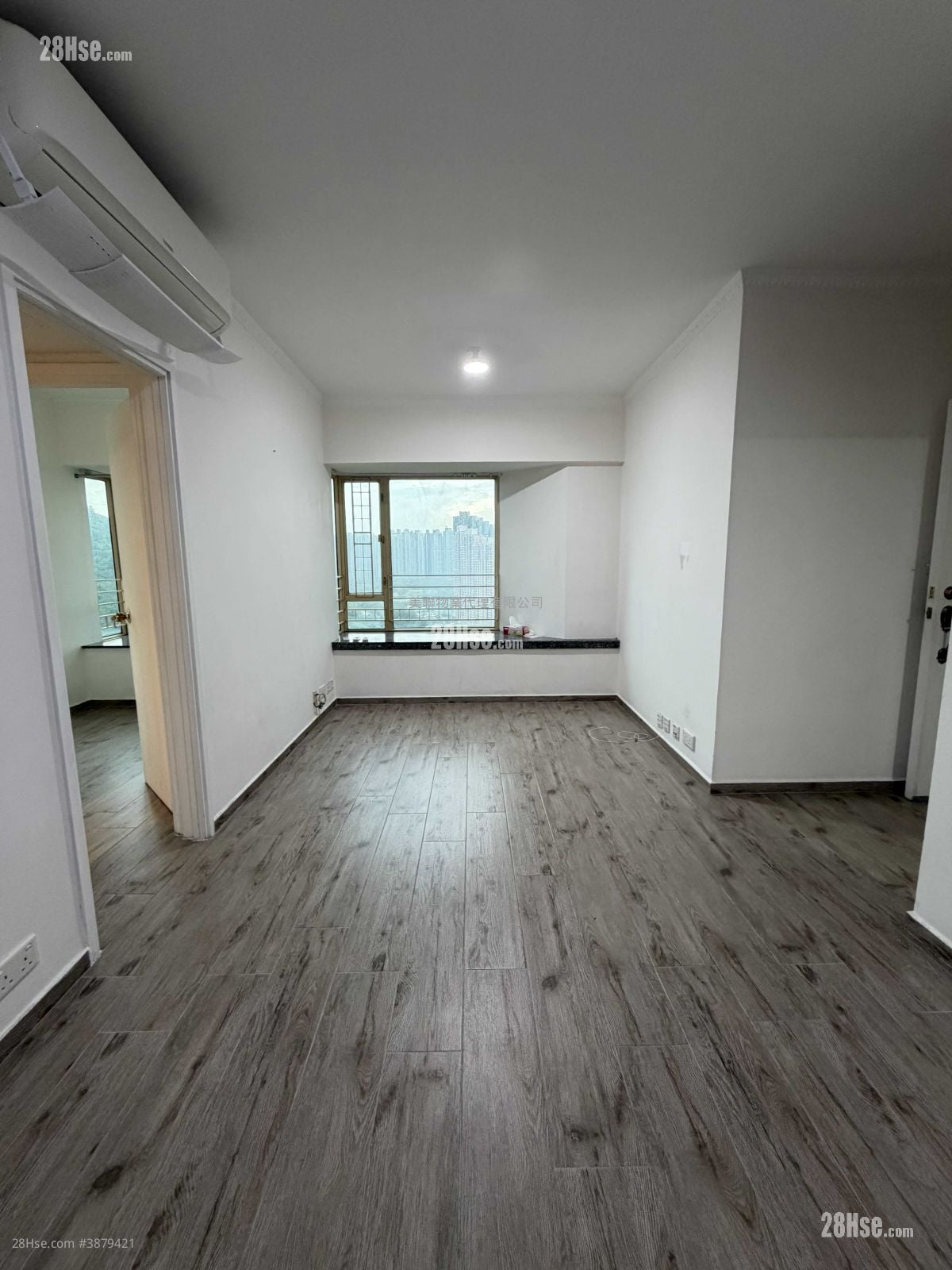 La Cite Noble Rental 2 Bedrooms , 1 Bathroom 436 ft²