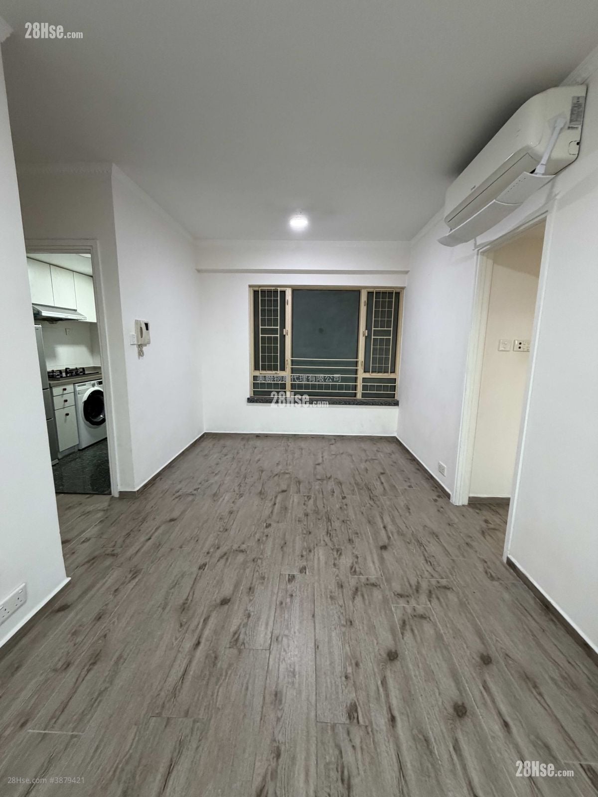 La Cite Noble Rental 2 Bedrooms , 1 Bathroom 436 ft²