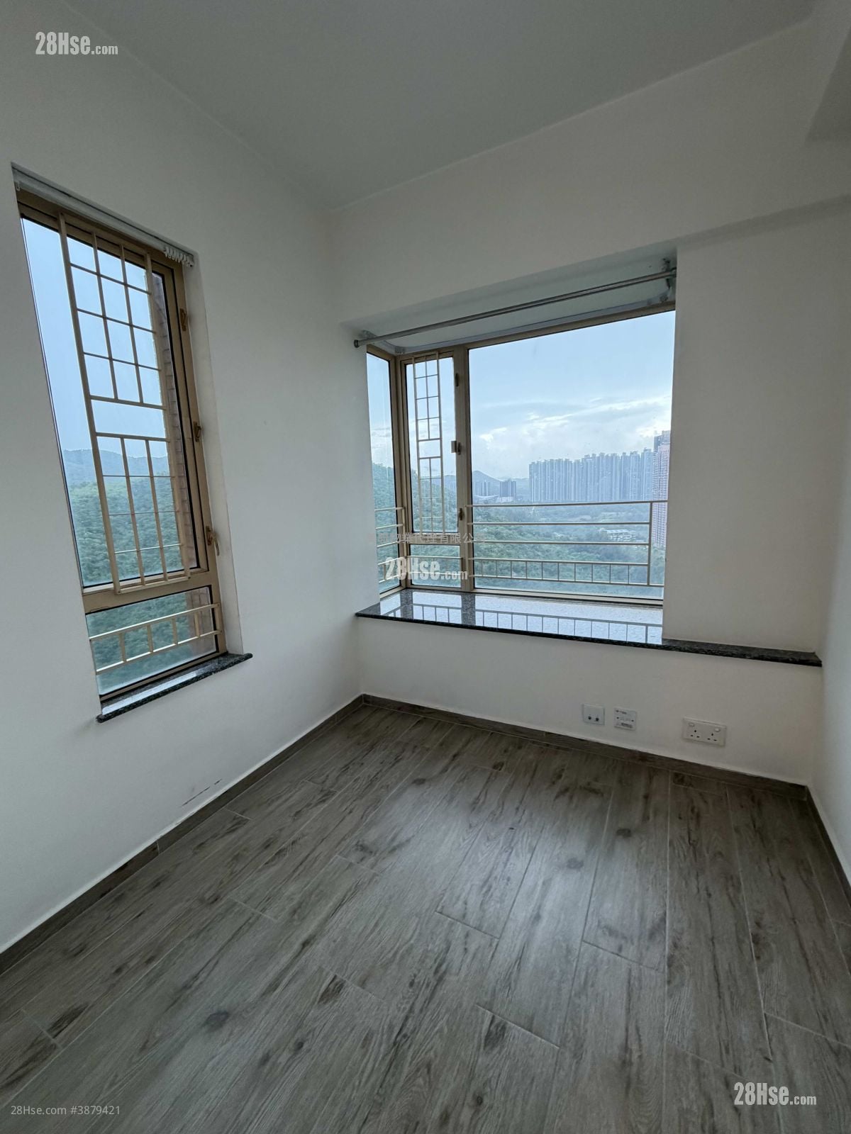 La Cite Noble Rental 2 Bedrooms , 1 Bathroom 436 ft²