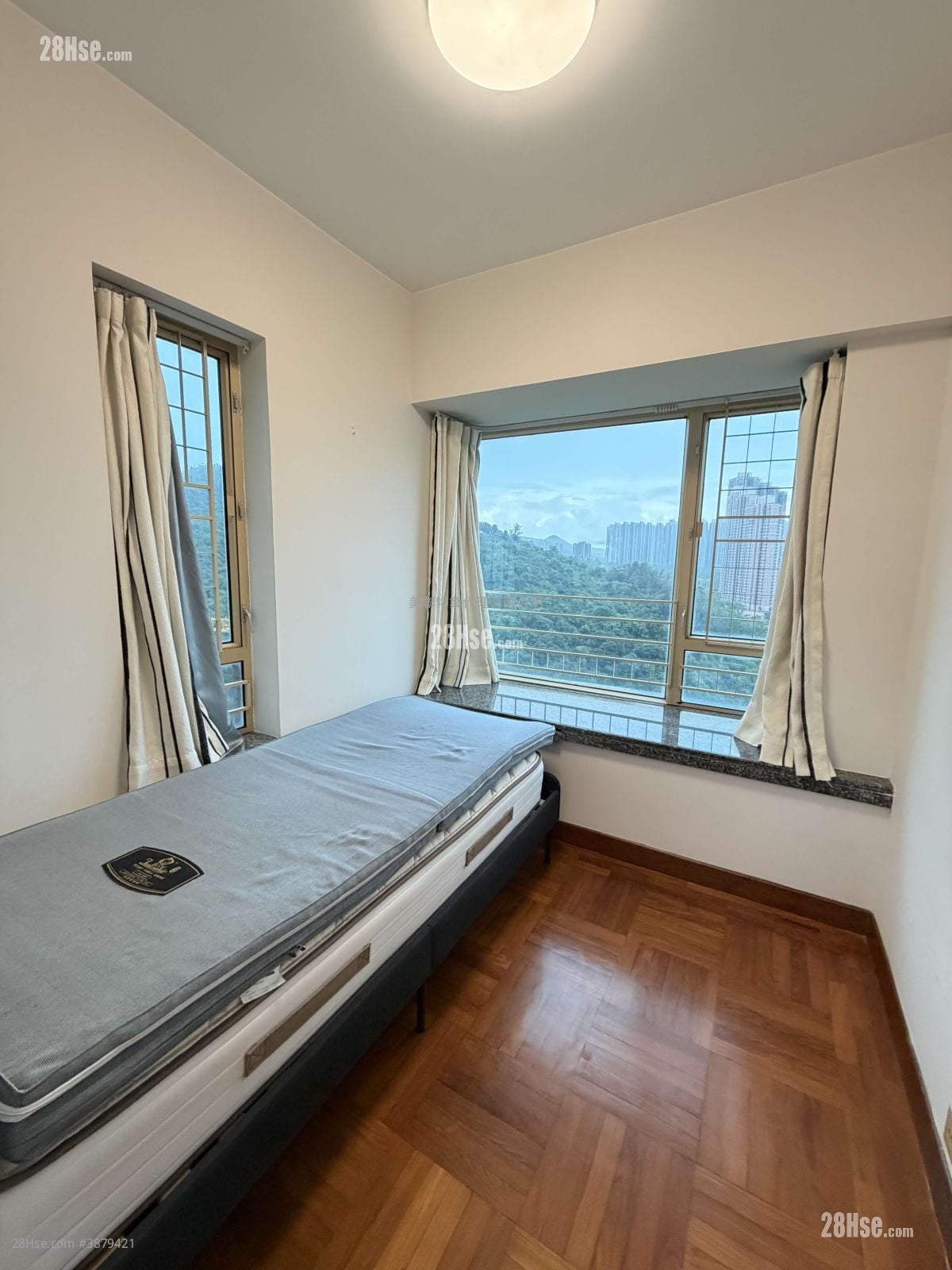 La Cite Noble Rental 2 Bedrooms , 1 Bathroom 436 ft²