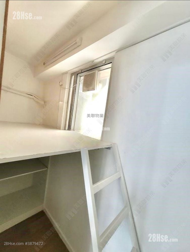 Riviera Gardens Sell 3 Bedrooms , 2 Bathrooms 647 ft²