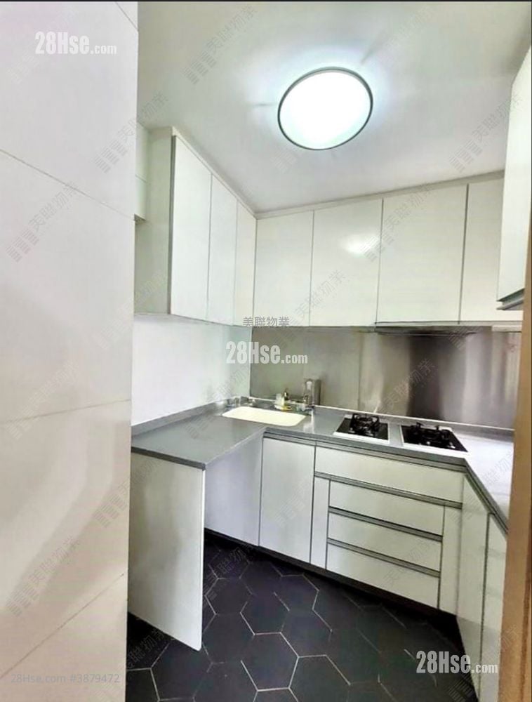Riviera Gardens Sell 3 Bedrooms , 2 Bathrooms 647 ft²