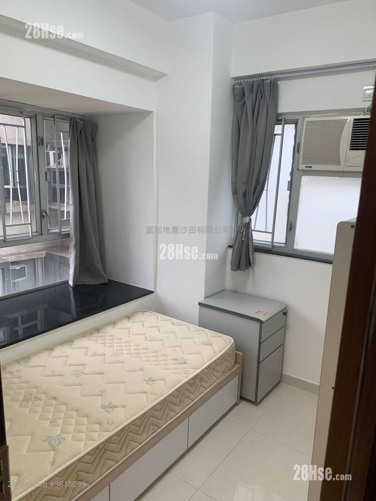 Golden Lion Garden Rental 2 Bedrooms , 1 Bathroom 336 ft²