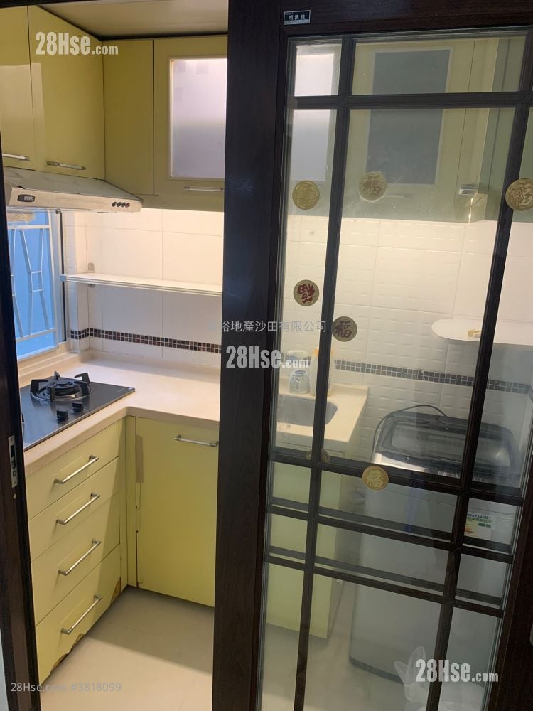 Golden Lion Garden Rental 2 Bedrooms , 1 Bathroom 336 ft²