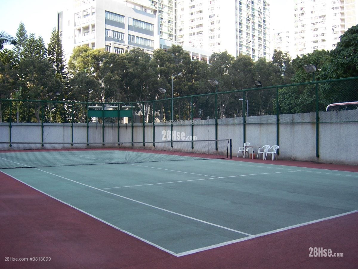 Golden Lion Garden Rental 2 Bedrooms , 1 Bathroom 336 ft²