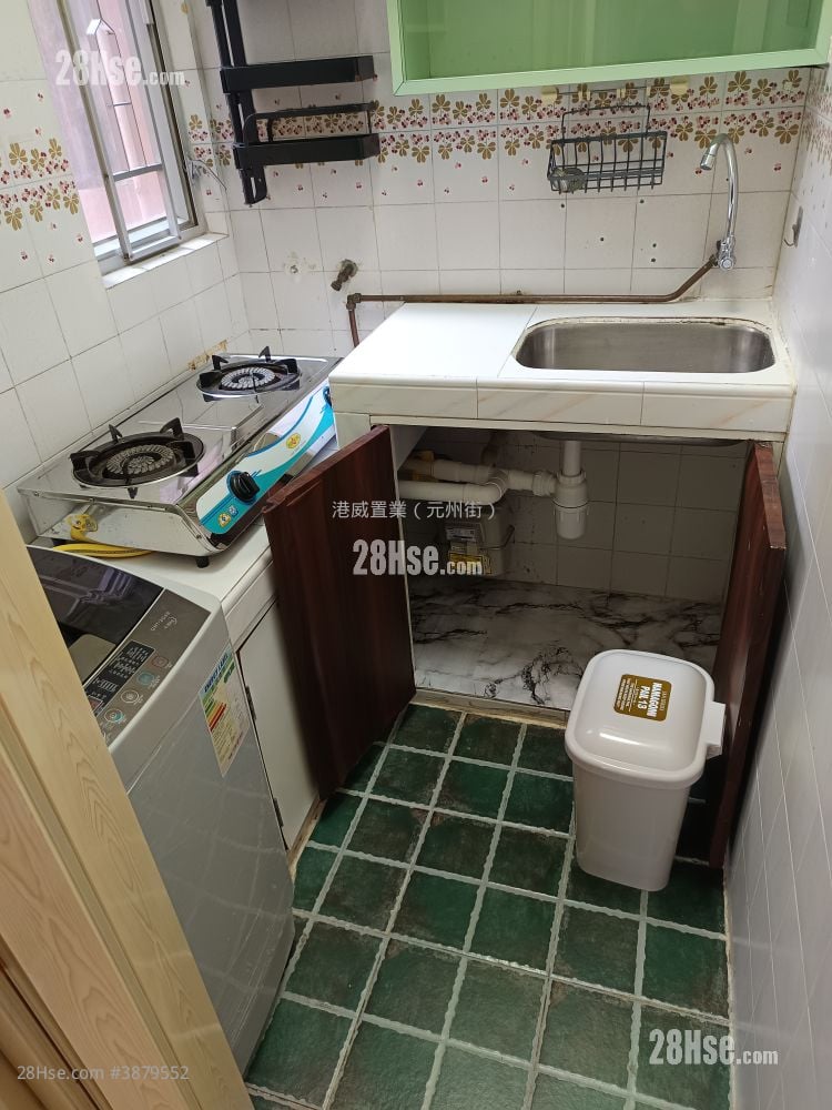 Cheung Fai Building Rental 2 Bedrooms 236 ft²