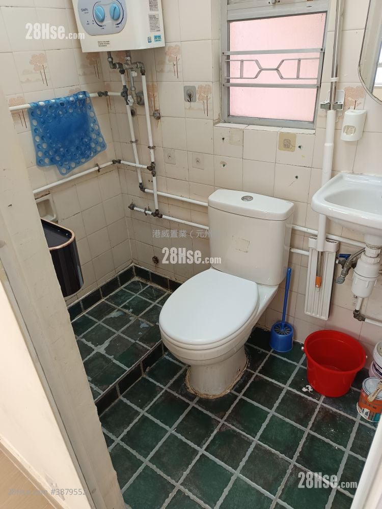 Cheung Fai Building Rental 2 Bedrooms 236 ft²