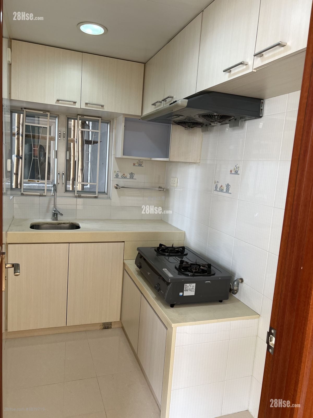 Hamden Court Rental 2 Bedrooms , 1 Bathroom 374 ft²