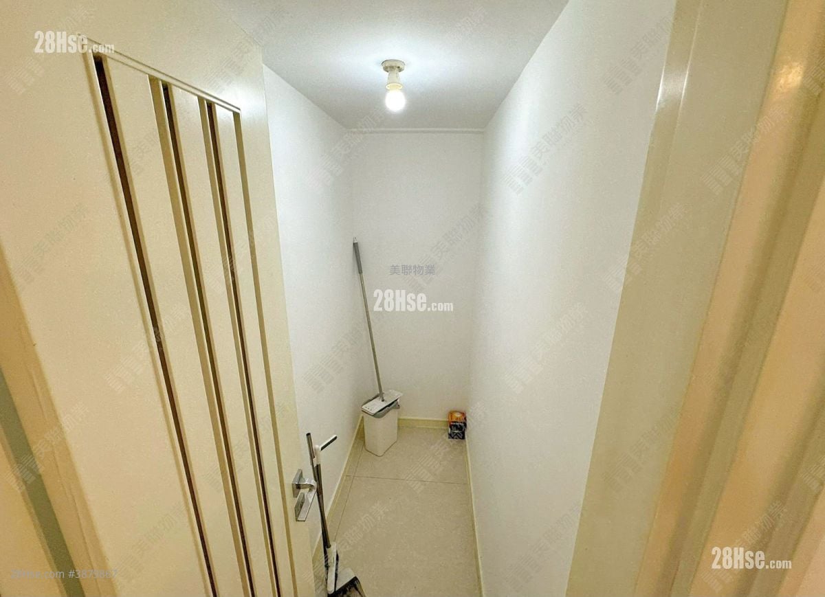 The Rise Sell 3 Bedrooms , 2 Bathrooms 750 ft²