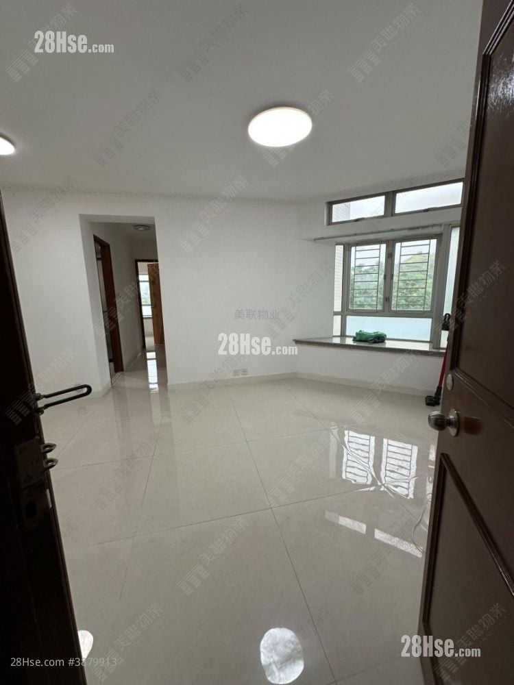 Kingswood Villas Rental 3 Bedrooms , 1 Bathroom 547 ft²