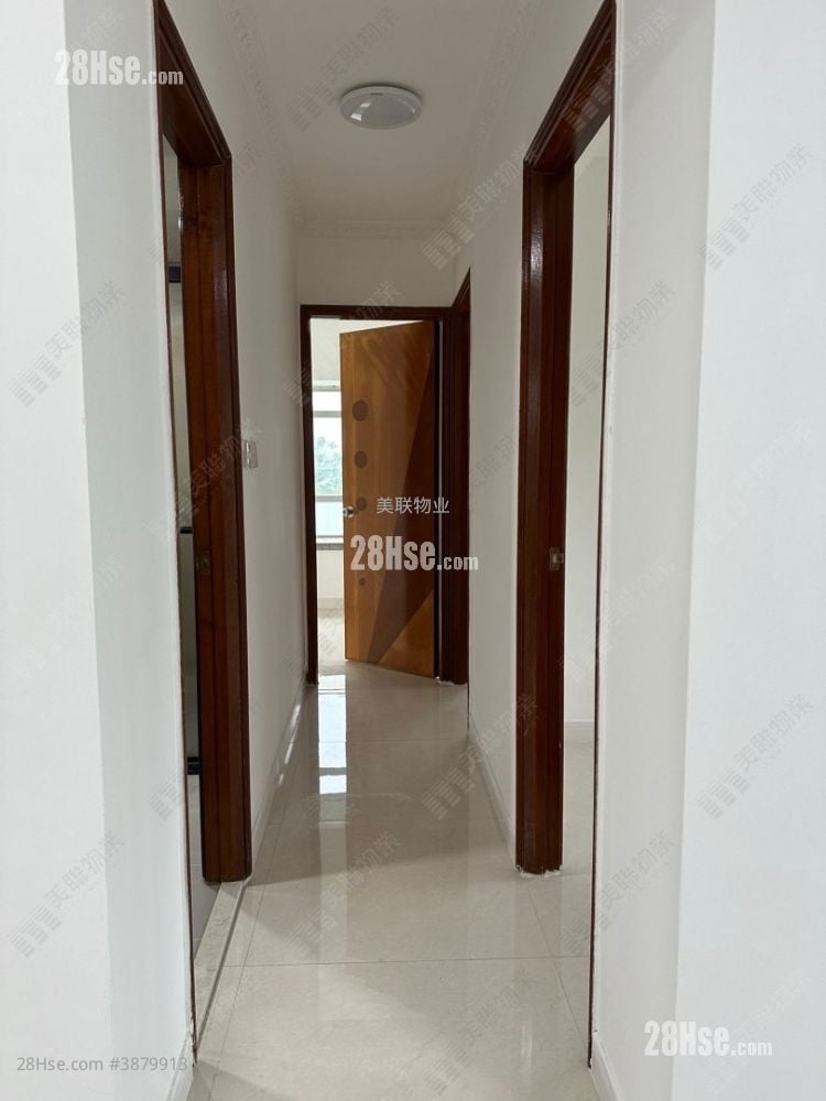 Kingswood Villas Rental 3 Bedrooms , 1 Bathroom 547 ft²