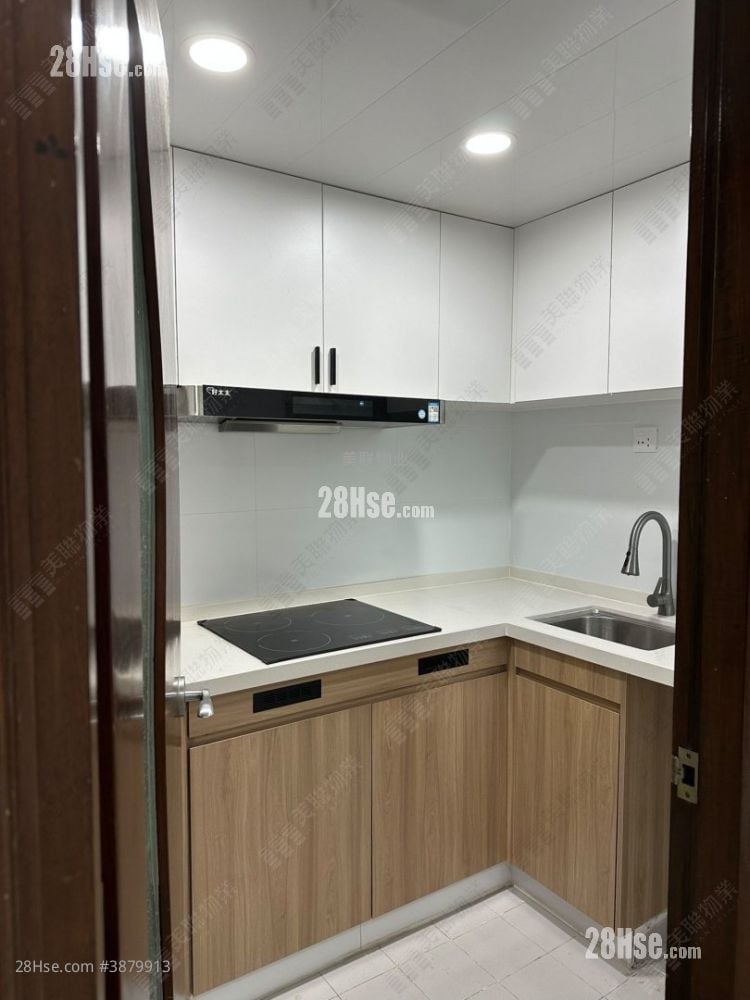 Kingswood Villas Rental 3 Bedrooms , 1 Bathroom 547 ft²