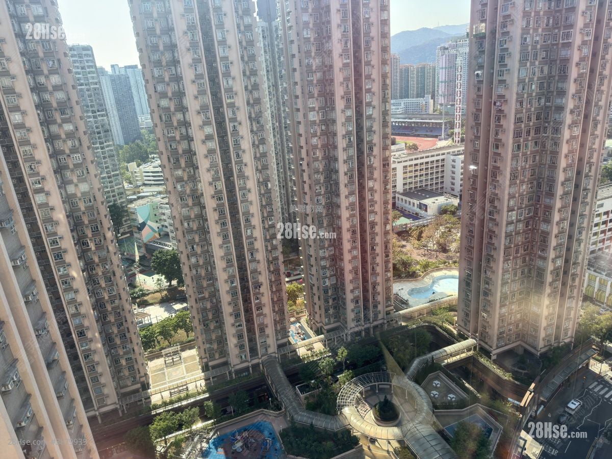 新港城 售盘 3 房 , 1 浴室 568 平方尺
