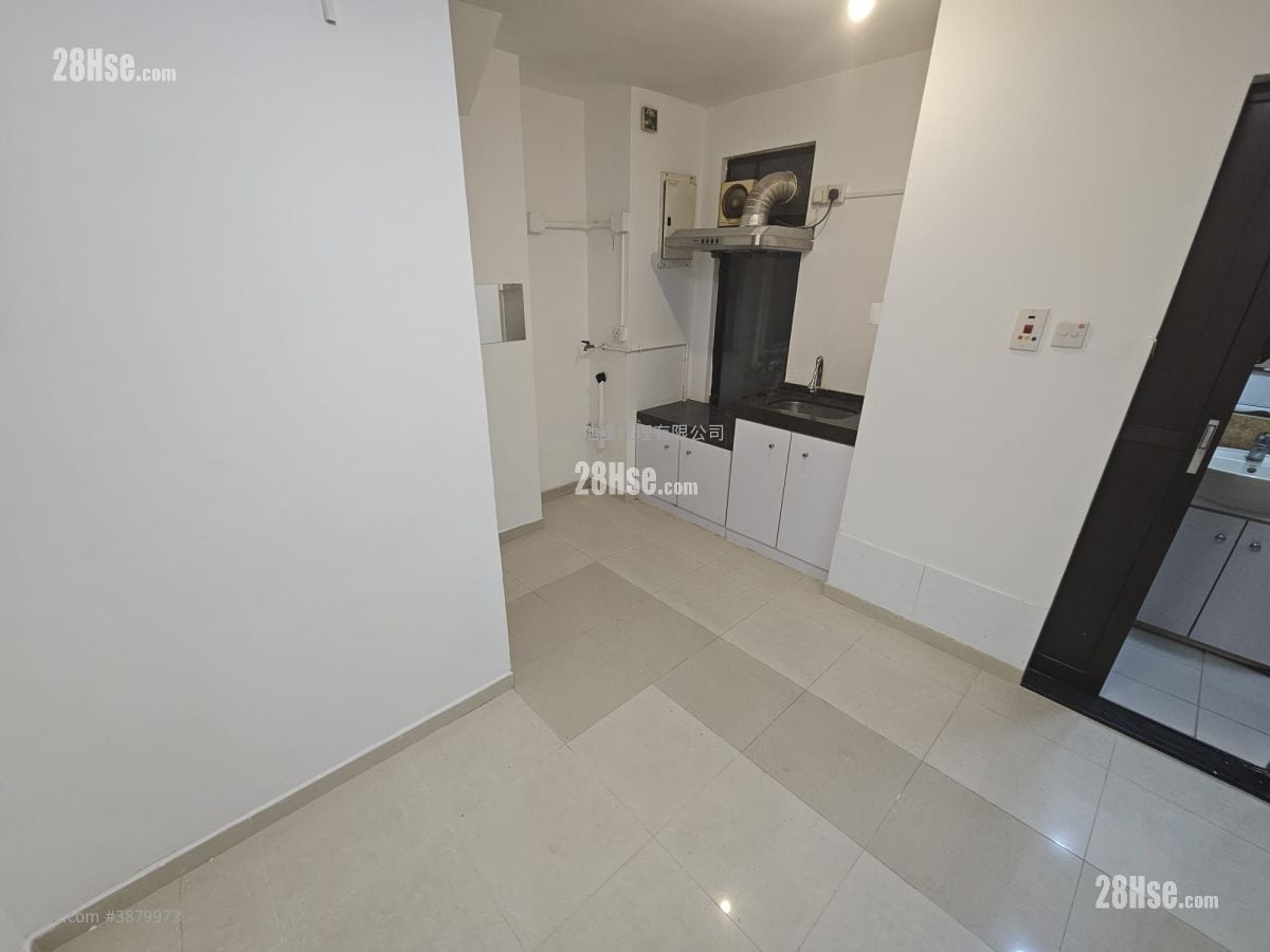 Village Rental 2 Bedrooms , 1 Bathroom 320 ft²