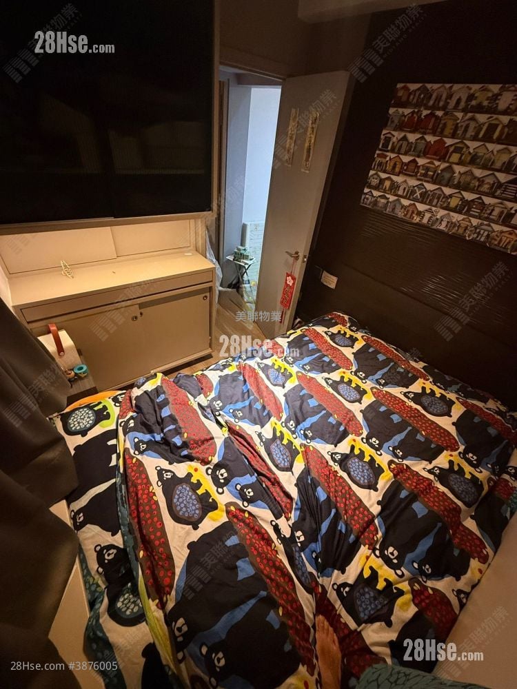 Riviera Gardens Rental 2 Bedrooms , 1 Bathroom 419 ft²