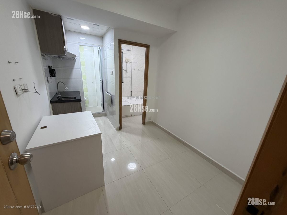 Man Yuen Building Rental 1 Bedroom , 1 Bathroom 160 ft²