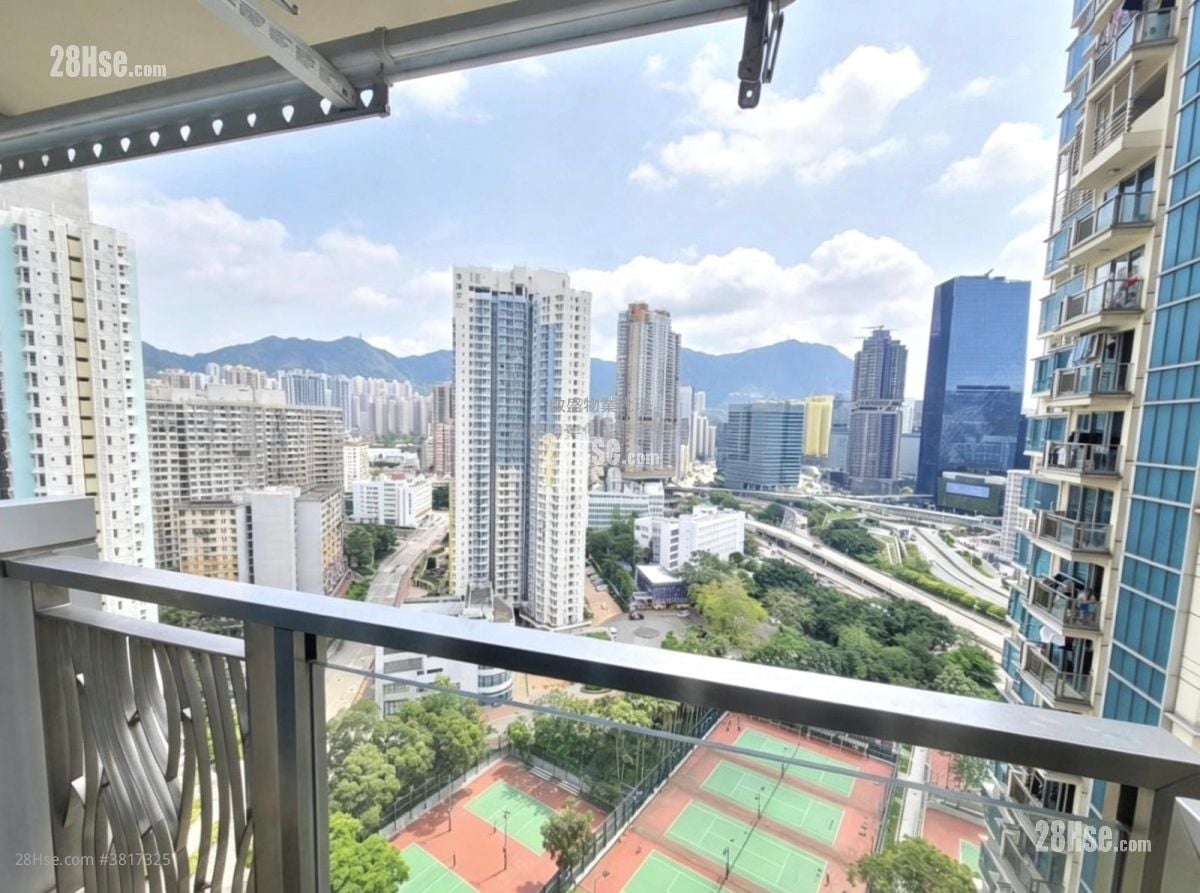 Billionnaire Royale Rental 3 Bedrooms , 2 Bathrooms 856 ft²