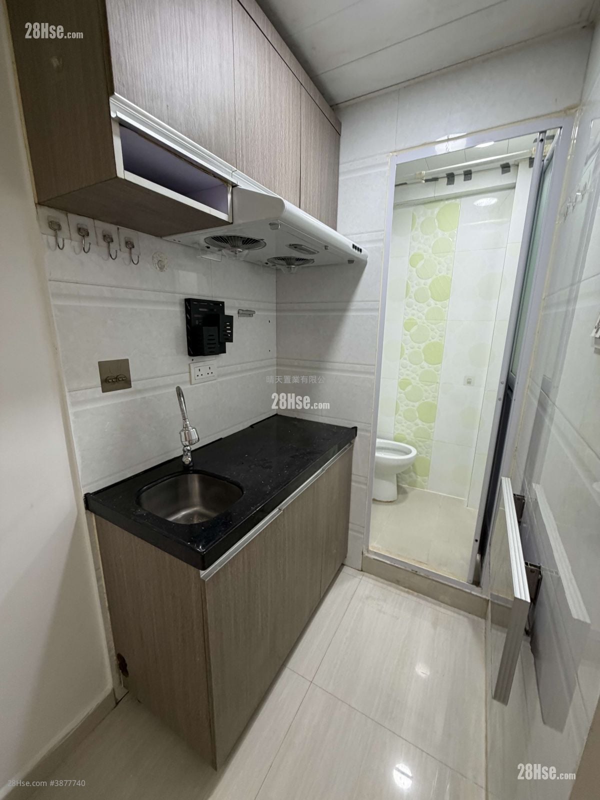Man Yuen Building Rental 1 Bedroom , 1 Bathroom 160 ft²