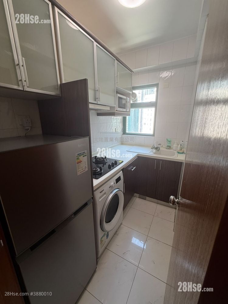 The Grandeur Rental 2 Bedrooms , 1 Bathroom 391 ft²
