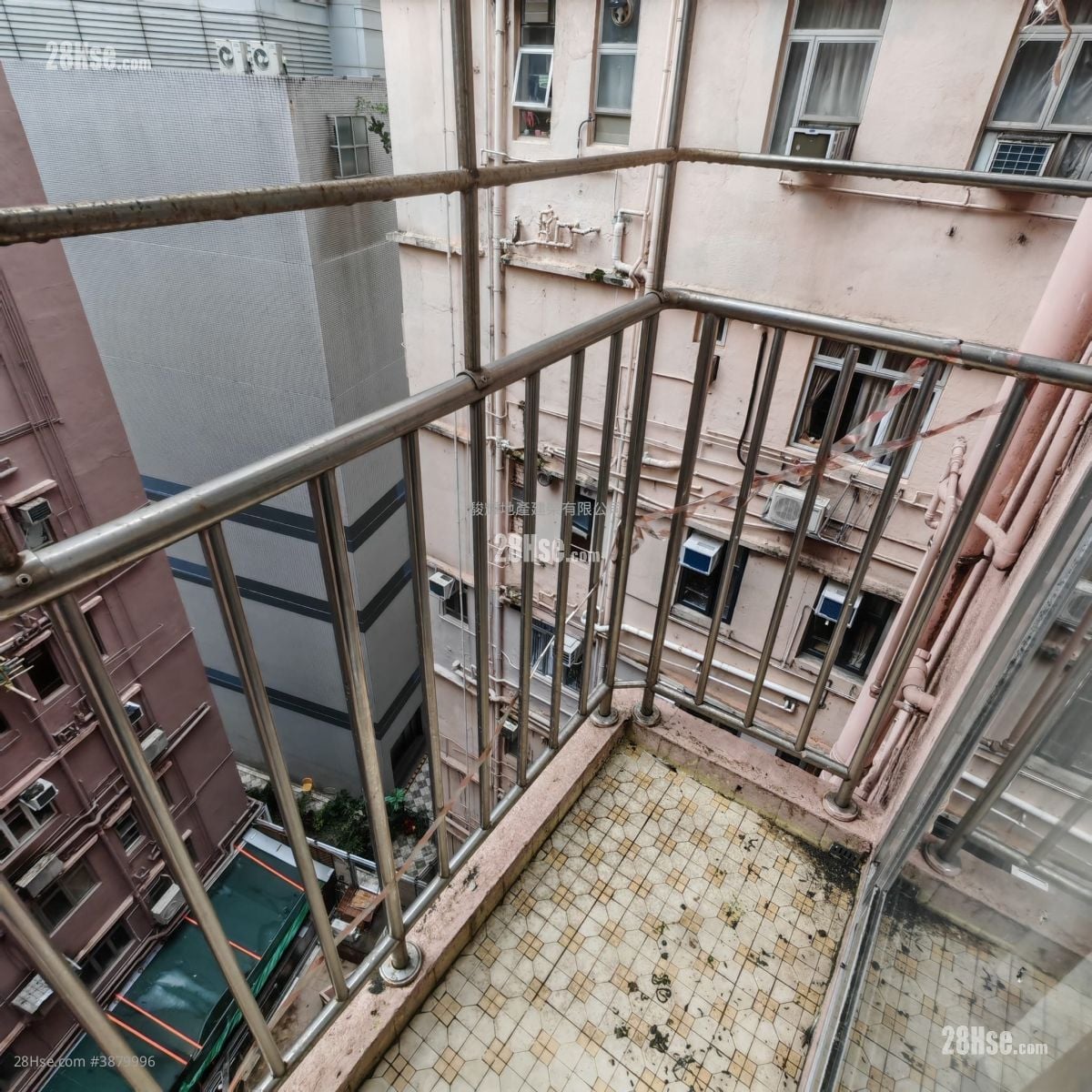 Ocean View Court Rental 1 Bedroom , 1 Bathroom 190 ft²