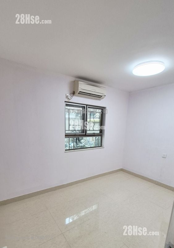 Village Rental 2 Bedrooms , 1 Bathroom 700 ft²