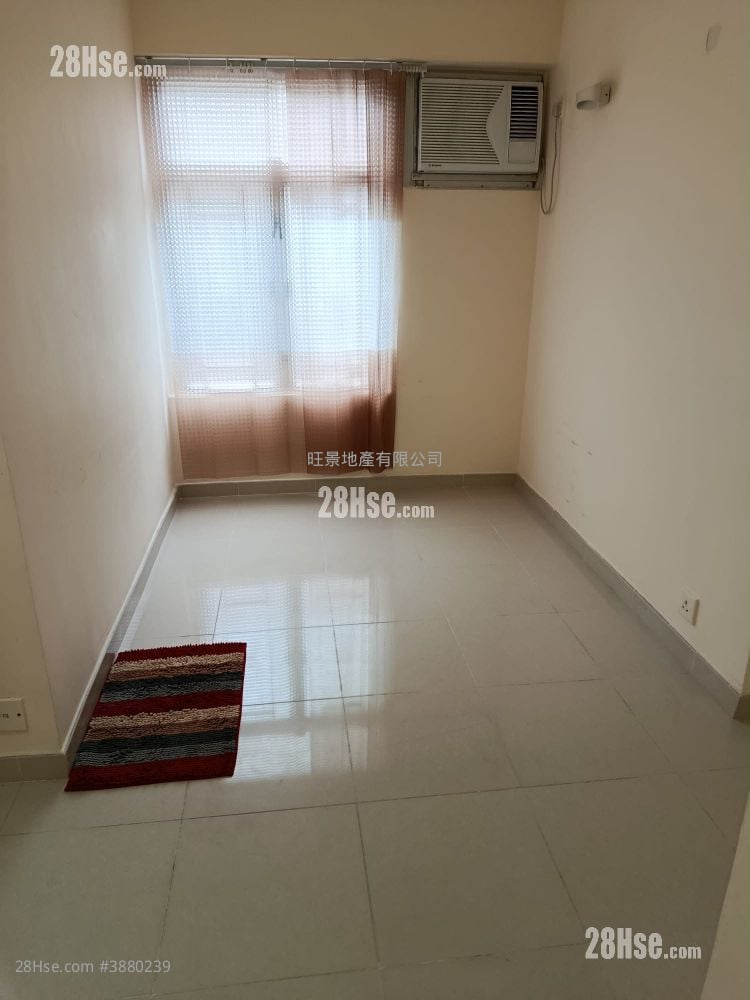True Corse Tower Rental Studio 197 ft²