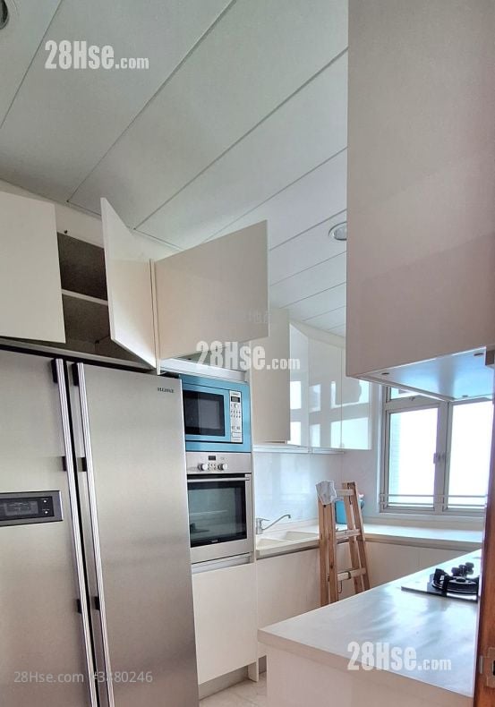Bellagio Sell 4 Bedrooms , 5+ Bathrooms 1,814 ft²