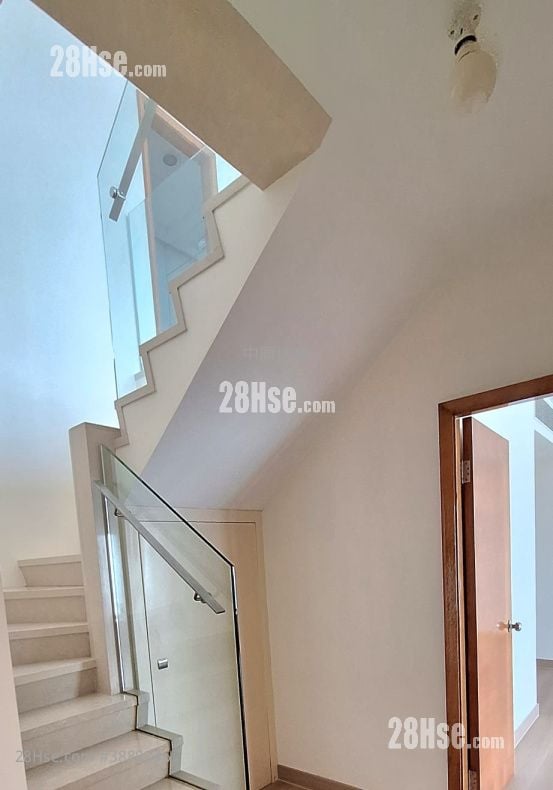 Bellagio Sell 4 Bedrooms , 5+ Bathrooms 1,814 ft²