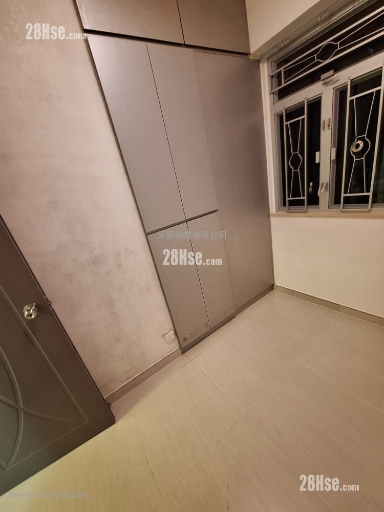 Whampoa Estate Rental 3 Bedrooms , 1 Bathroom 442 ft²