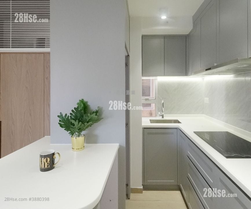 Amoy Gardens Sell 2 Bedrooms , 1 Bathroom 390 ft²
