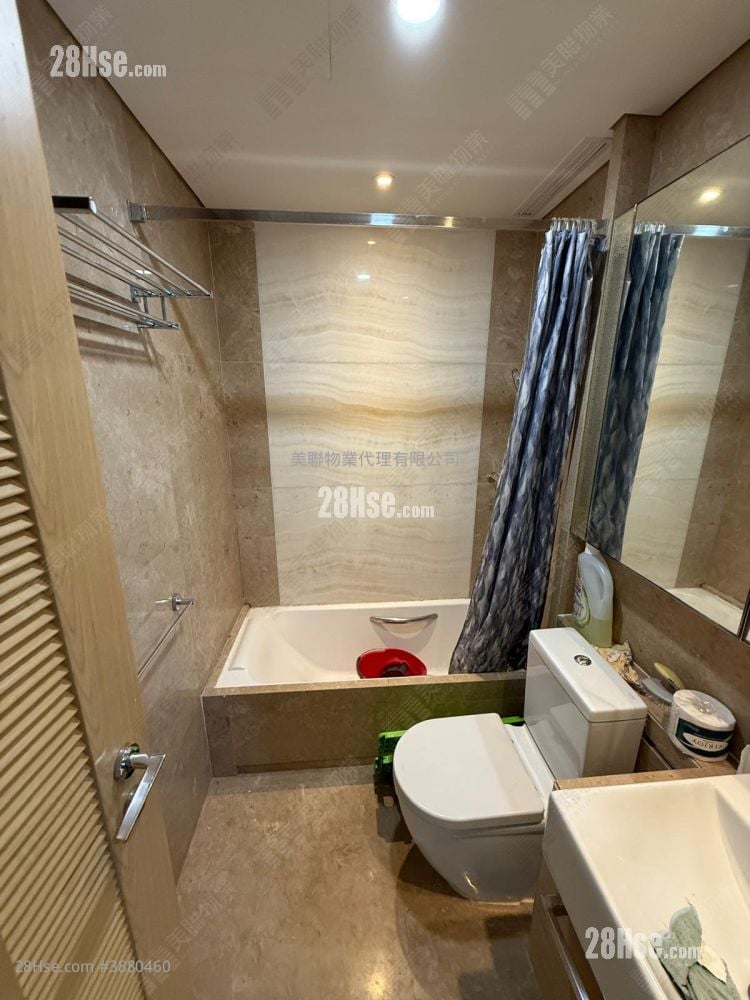 The Parkside Sell 2 Bedrooms 541 ft²