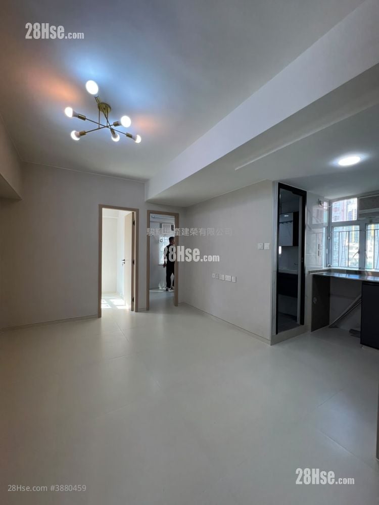 Yau Lee Building Rental 2 Bedrooms 323 ft²